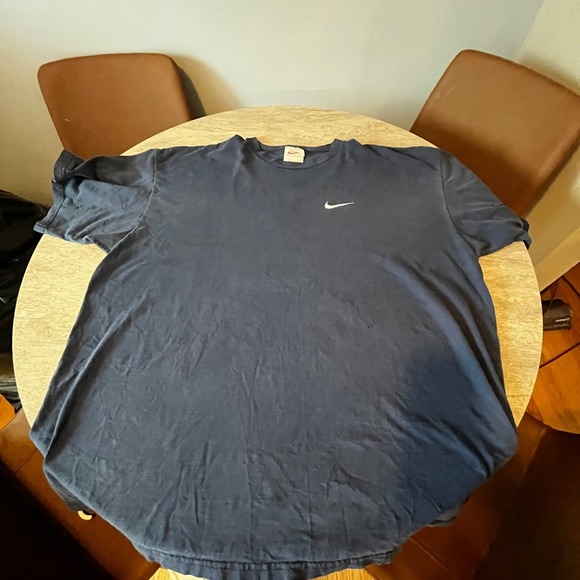 VTG 90's Tag Nike XL Blue T-shirt Distressed Sports Athlesiure - Picture 4 of 6